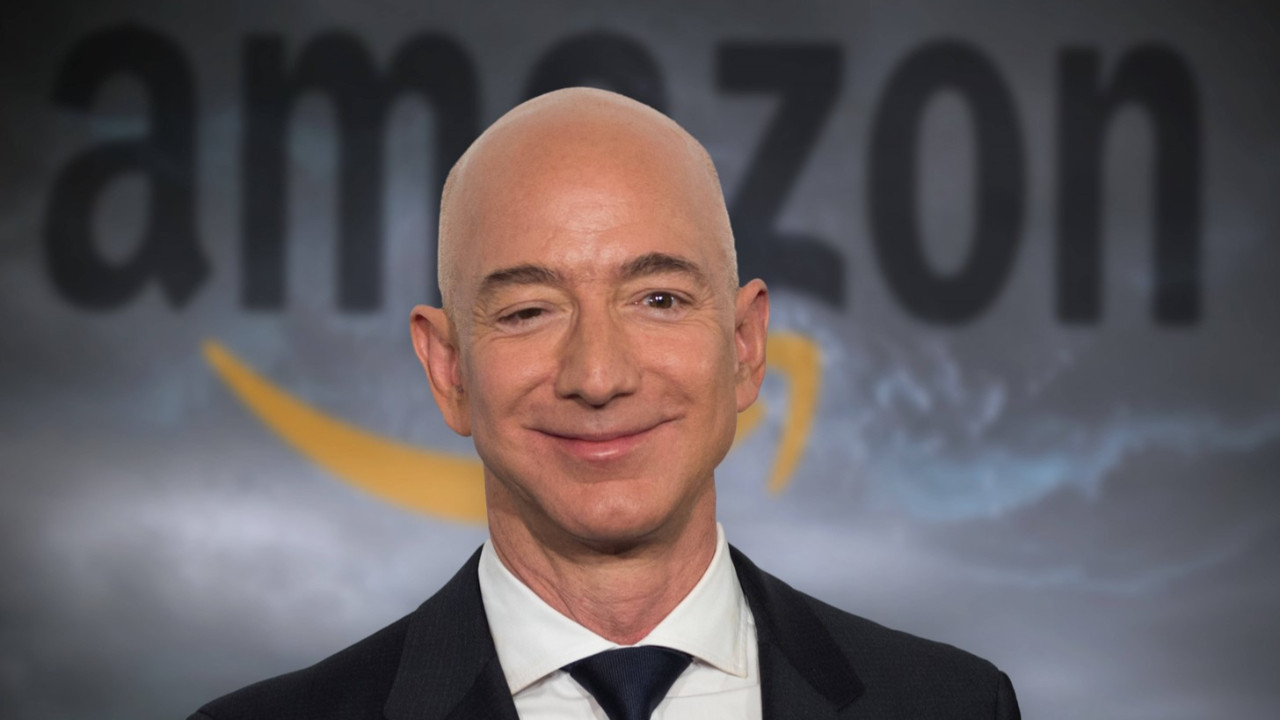 Jeff Bezos, Bloomberg Milyarderler Endeksi'ne Göre Net Servetiyle Zirveyi Geri Aldı